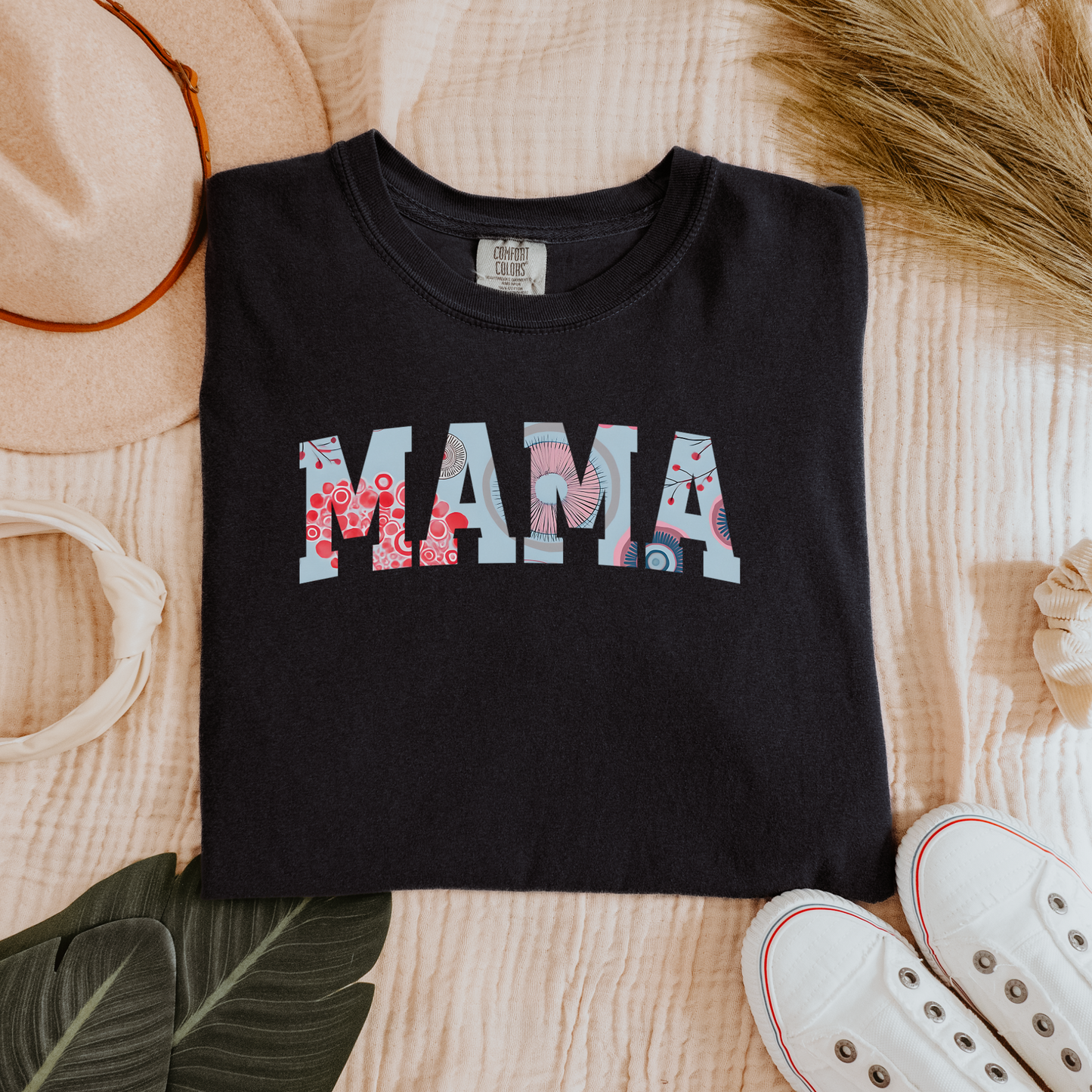 Floral "MAMA" Graphic Tee – Comfort Colors® Soft Cotton Shirt