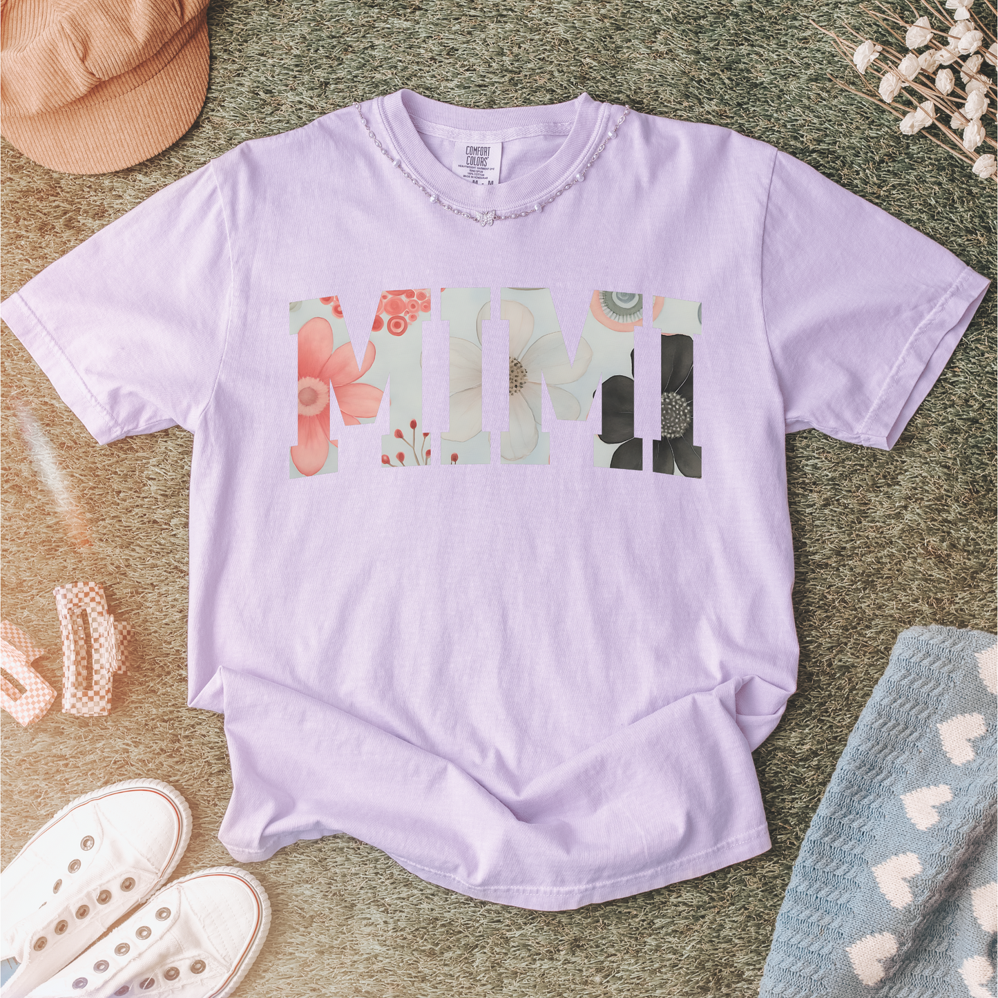 Floral "MIMI" Graphic Tee – Soft Cotton T-Shirt for Stylish Grandmas