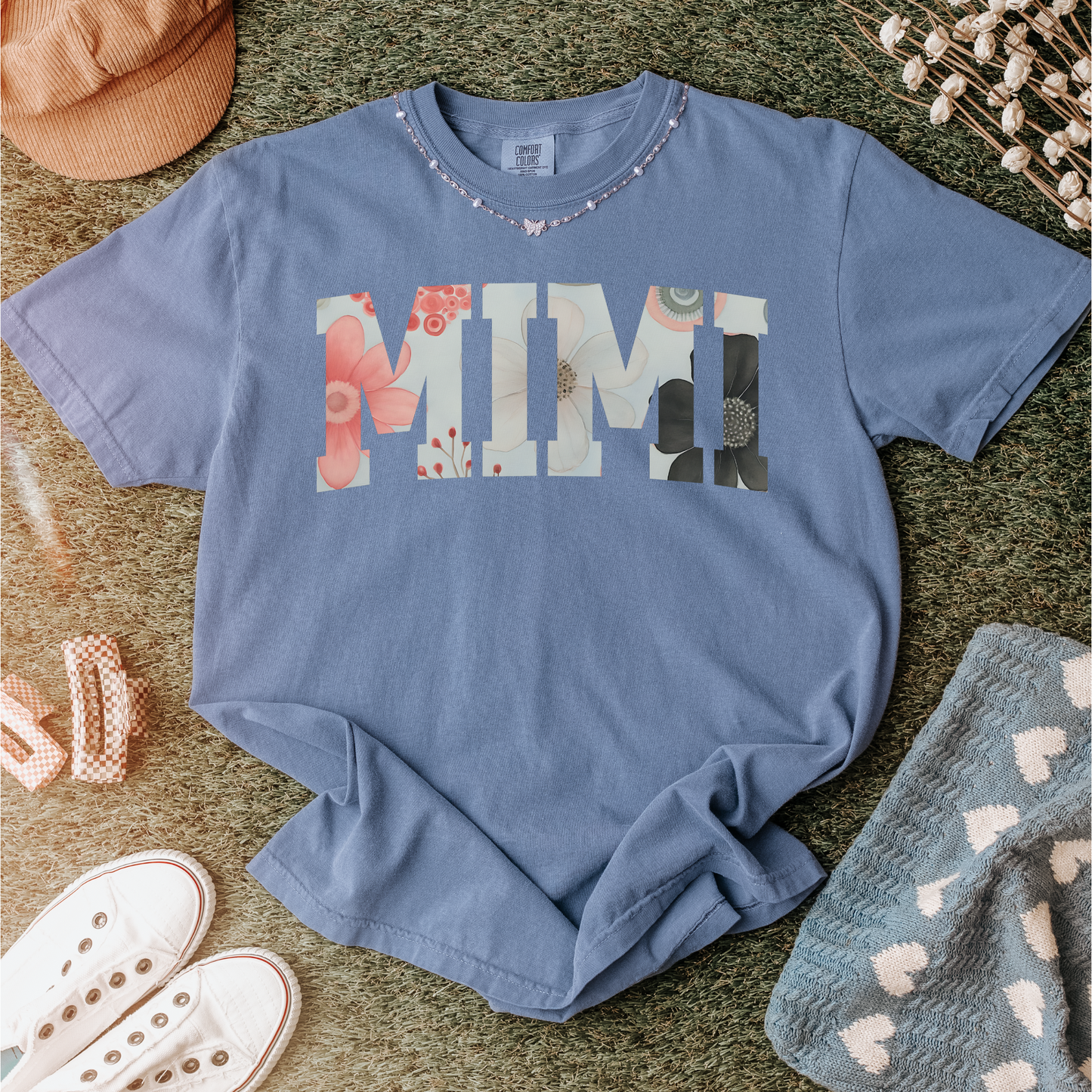 Floral "MIMI" Graphic Tee – Soft Cotton T-Shirt for Stylish Grandmas