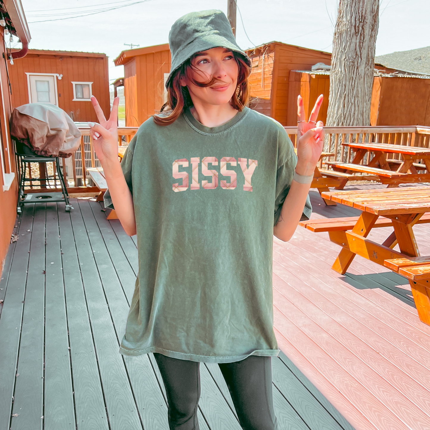 “SISSY” Geometric T-Shirt – Cute Sister Tee in Modern Pink Design