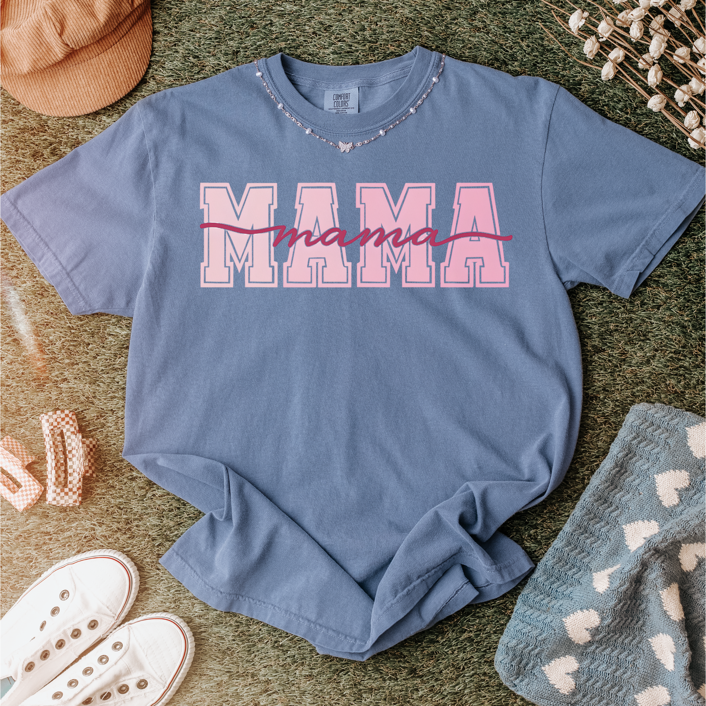 “MAMA” Varsity Pink Script T-Shirt – Bold & Feminine Tee for Moms