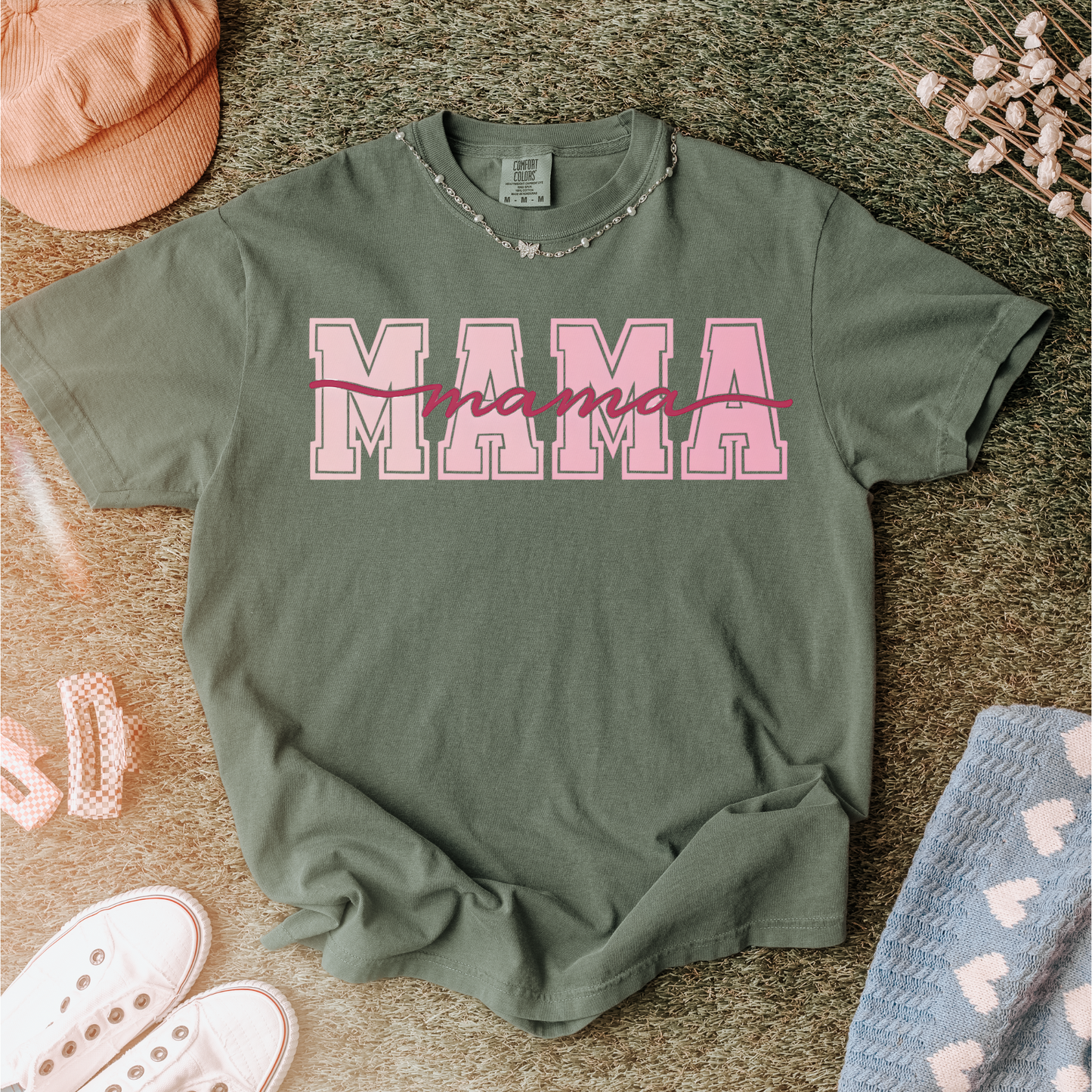 “MAMA” Varsity Pink Script T-Shirt – Bold & Feminine Tee for Moms