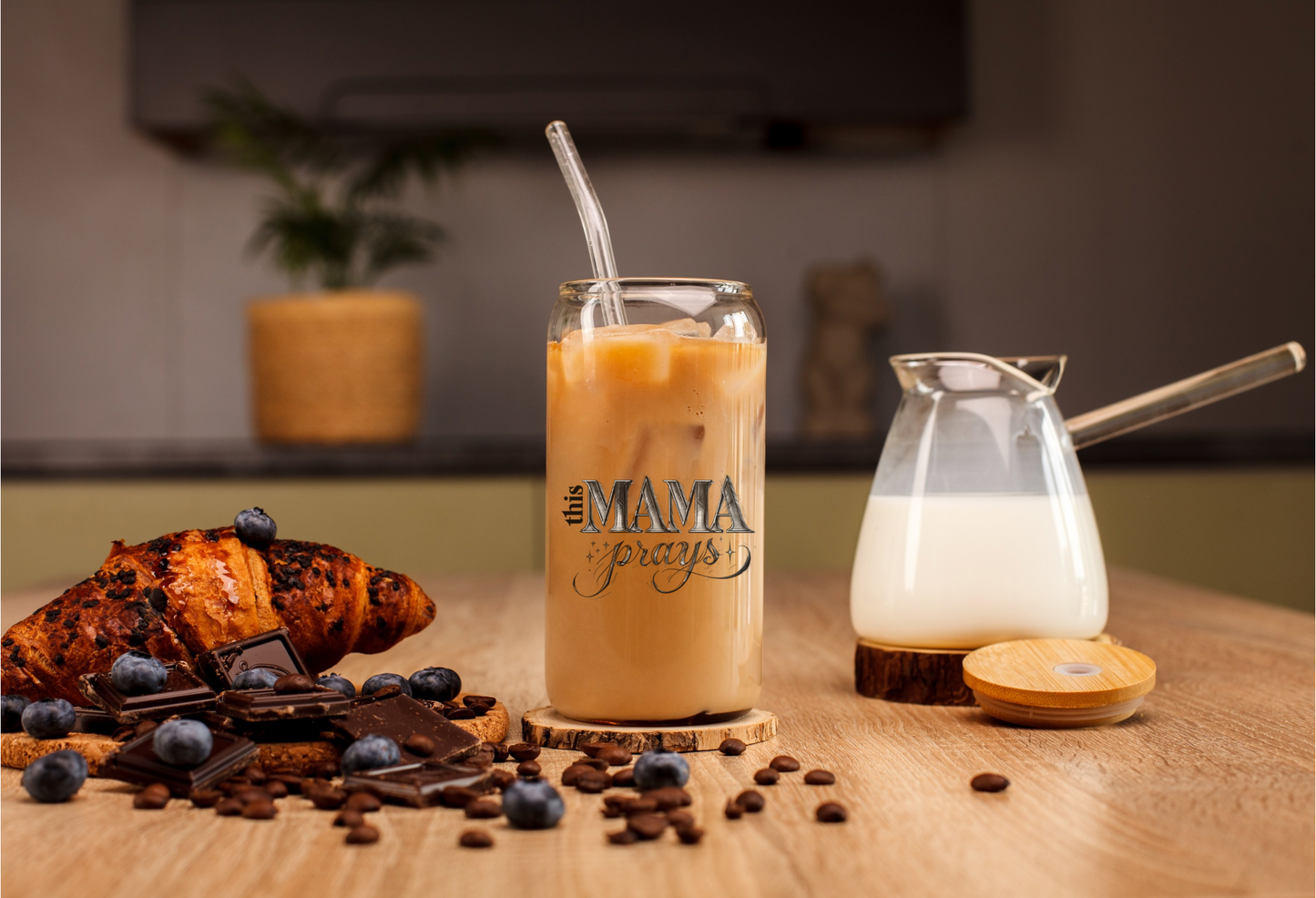 "This MAMA Prays" Glass Can Tumbler | Faith-Based Mom Gift | 16oz with Bamboo Lid | Daily Essentials Collection