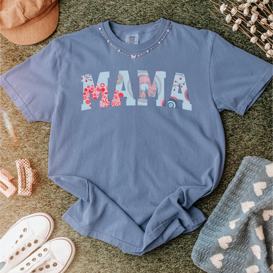 Floral "MAMA" Graphic Tee – Comfort Colors® Soft Cotton Shirt